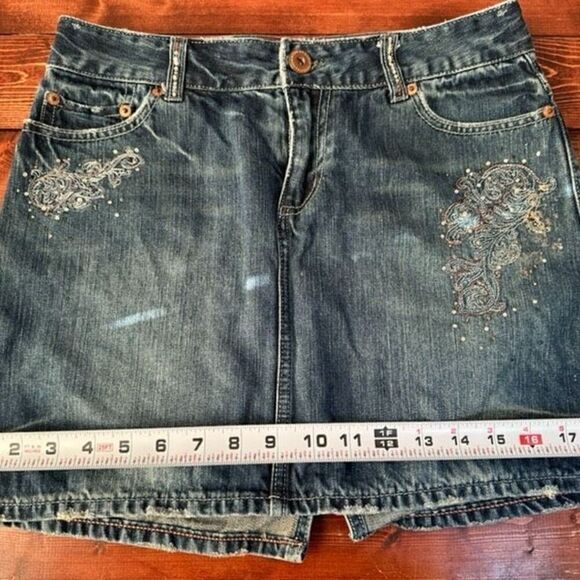 Vintage American Eagle Rhinestone Mini-Skirt Size 4 - Picture 12 of 13